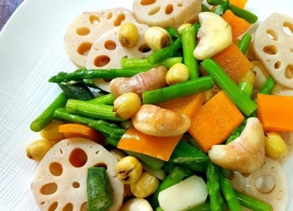 ẨM THỰC CHAY MỘC NHIÊN – NƠI GẶP GỠ GIỮA HƯƠNG VỊ CHAY VÀ SỰ AN NHIÊN